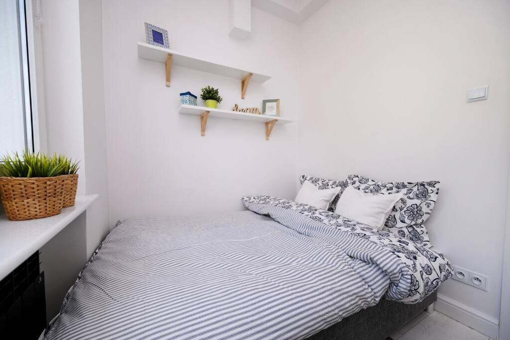 Appartamento Saska Kepa -Ul. Francuska 2' Min Varsavia Esterno foto